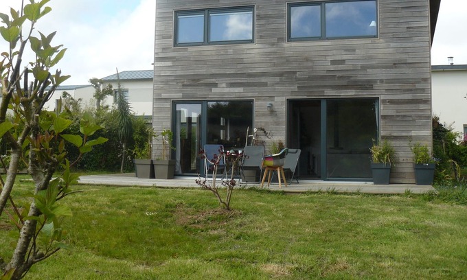 Plouzane Casa | Spacious recent wooden house, quiet, between sea and countryside, in Plouzané