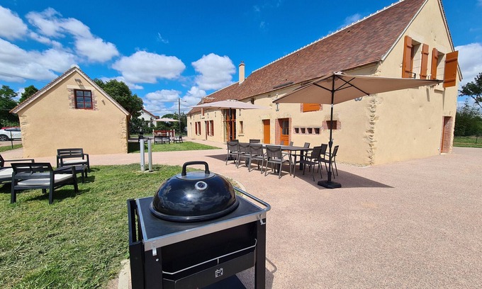 Le Magny Casa | Casa rural de lujo con 2 gîtes, jardín, cerca de rutas de senderismo y actividades deportivas