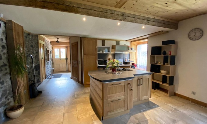 Sixt-Fer-a-Cheval Chalet De Esquí | Spacious self-catering cottage Sixt Fer à ch. prox Samoens Grand massif 6/8 p