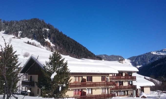 Areches Apartamento | Amplio Apartamento para 7-8 Personas, Familiar y en Pistas, en Arêches-Beaufort.