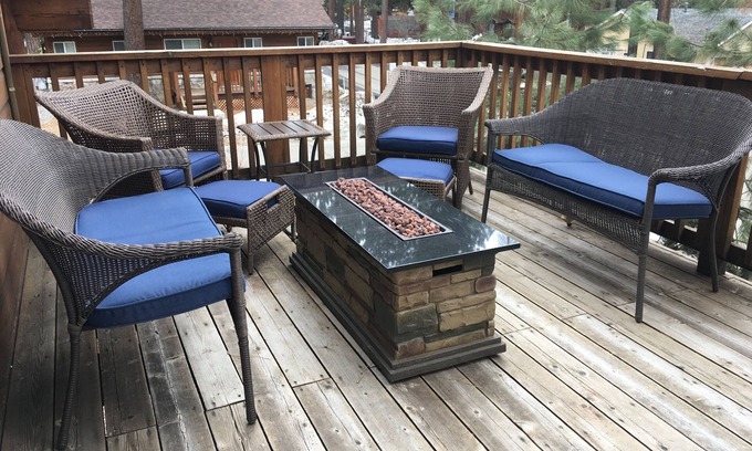 Kings Beach Casa | Exquisita casa Tahoe con jacuzzi a solo 3 cuadras de Kings Beach