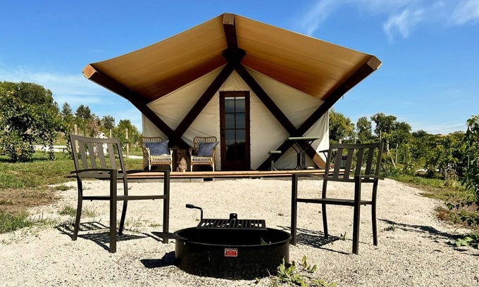 Burt County Casa | Spacious Tented Cabin Perfect for a Family of Four in Tekamah, Nebraska