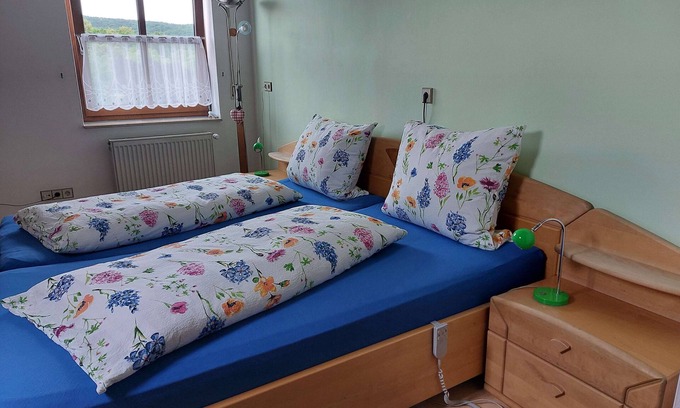 Kelheim Apartamento | Spacious vacation apartment (70 sqm) with two bedrooms in a central location