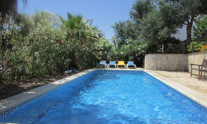 Santa Cristina de Aro Villa | Amplia villa con gran piscina privada y excelentes vistas al mar.