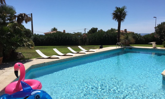 Carry-le-Rouet Villa | Amplia villa con vistas al mar.