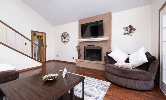 Amarillo Casa | Spacious Welcoming Oasis With Gameroom