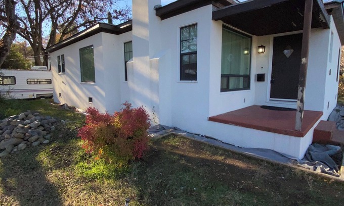 Redding Casa | Spanish Revival Bungalow in Downtown Redding