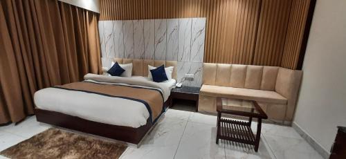 Bareilly Hotel | Sparsh Hotel & Resort