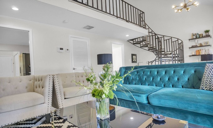 Apopka Casa | Posh Wikiwa Springs Getaway