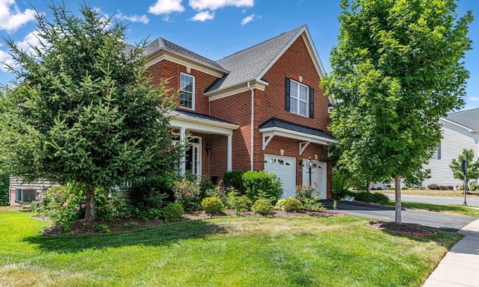 Aldie Casa | Spectacular 6-bedroom Spacious house with Theatre, Game Room, fitness