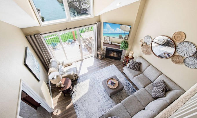 Kaiser Condominio | Spectacular Lake and Wildlife Views!