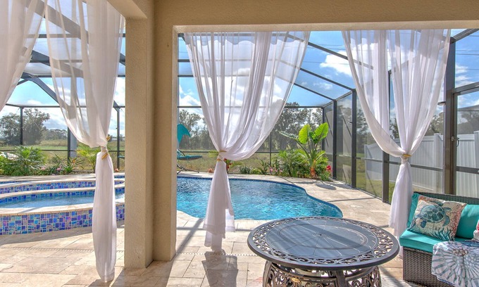 Balm Casa | Spectacular Retreat 5BD L12ppl l Heart of Tampa FL