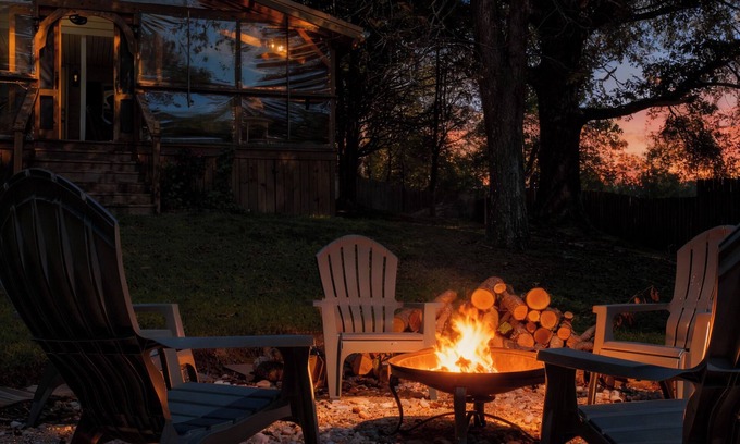 Walland Casa | Spend Thanksgiving in the Smokies! Stay 4 Nights & Get $50 Grocery Gift Card