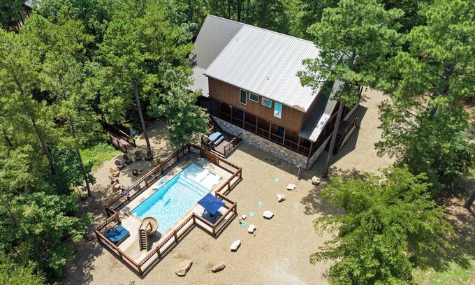 Hochatown Cabina | Tiempo libre Lodge: 4 dormitorios + Loft, 4. 5 baños, capacidad para 18