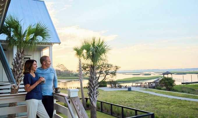 Johns Island Casa | “Spoonbill” (3038 Southerly Way) 2 person creekside bungalow at Kiawah River