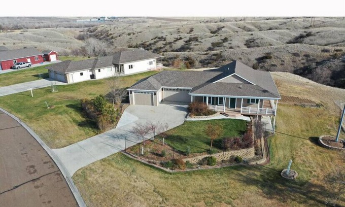 Nashua Casa | SPORTSMAN'S PARADISE, 5 Bedroom Home in Fort Peck, Montana
