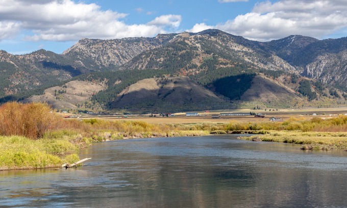 Freedom Casa | Spotted Moon Ranch - River Front - Two Bedroom Cabin