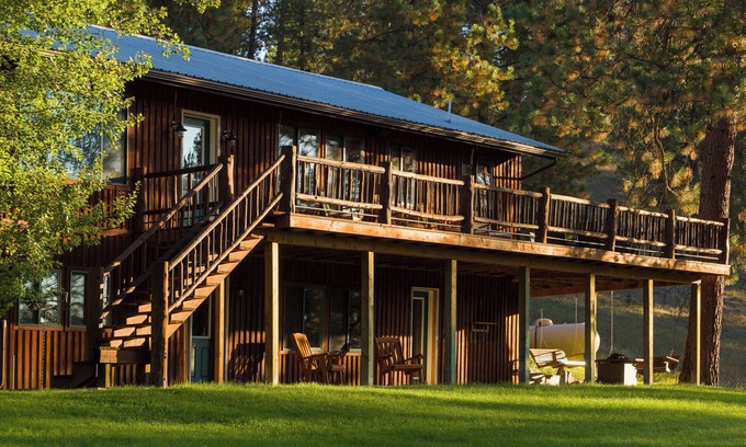 Superior Cabina | Stable View Cabin - Alpine Falls Ranch