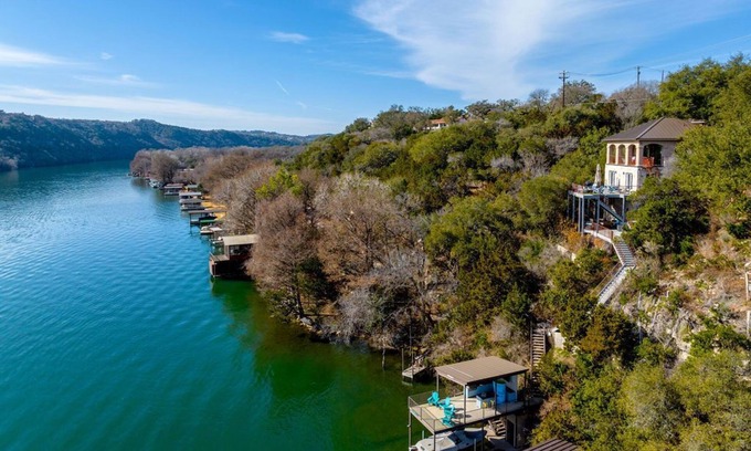 Oak Shores On Lake Austin Casa | Lakeside Tranquility - Scenic Views, Multiple Decks & Room for the Whole Group
