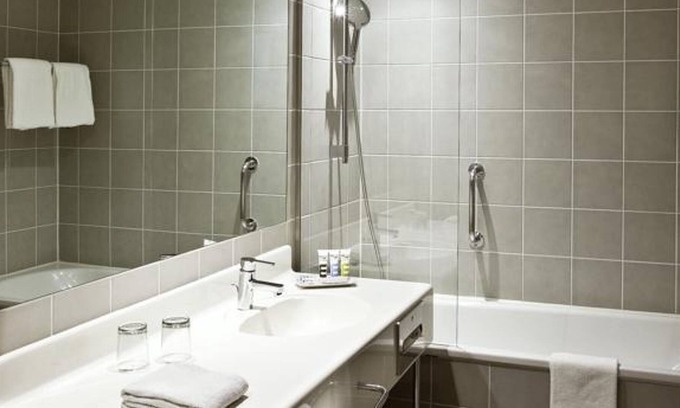 Schallmoos Casa | Standard double room, incl. Breakfast - Dorint City Hotel Salzburg, Hotel