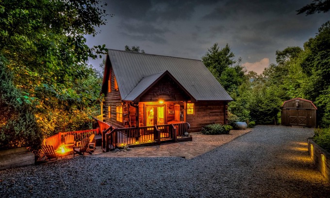 Blue Ridge Casa | Standing Bear Lodge by Escape to Blue Ridge