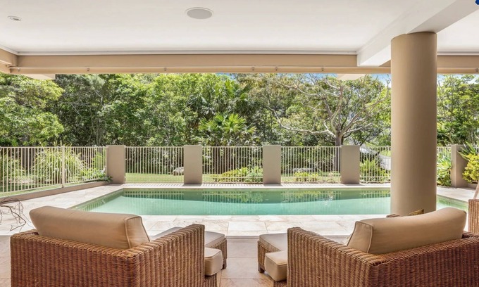 Stanwell Park Casa | Stanwell Beach Glass House – walk to beach