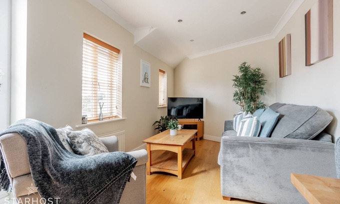 Newbury Apartamento | StarHost Residences - Smart 2 bedroom apartment
