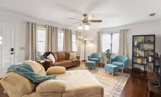 Statesboro Casa | Statesboro Gem: Across from Park