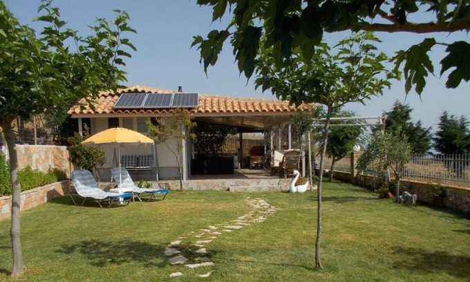 Lakkopetra Casa | Caravana fija junto al mar, jardín, barbacoa | Acaya, Peloponeso
