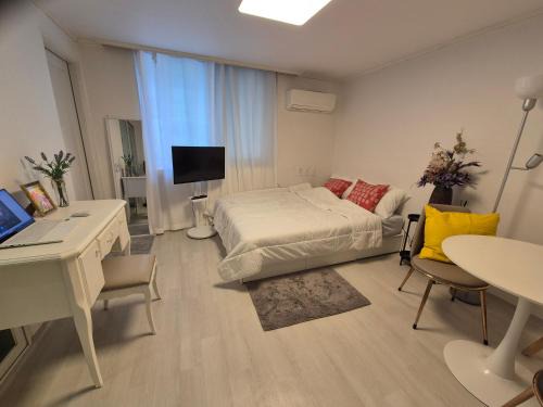 Sinsa-dong Casa | stay at gangnam shnsa station
