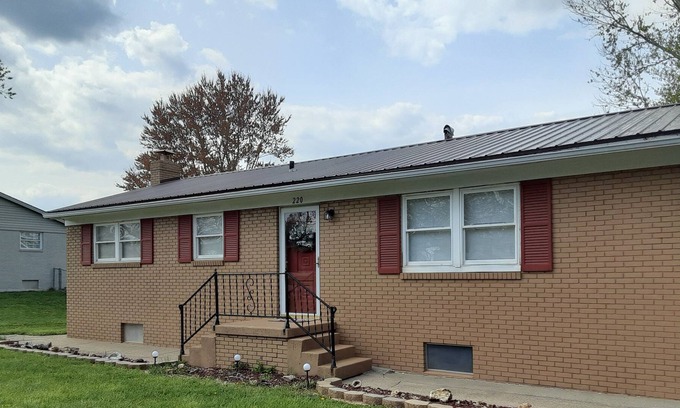 Somerset Casa | Stay in this Cozy Nest while you boat, fish, shop, or just enjoy Lake Cumberland