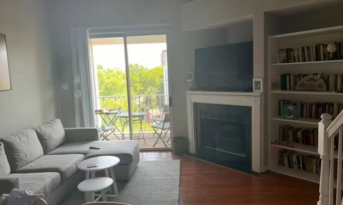 McLean Apartamento | Stay in Tysons, Virginia