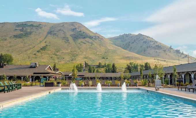 Jackson Hotel | Stay Warm by the Fire Pit at Rustic Lodge w/ Spacious Rooms in Jackson Hole