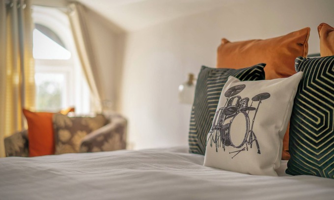 West Derby Apartamento | Stay where it all began for The Beatles!
