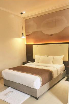 Central Equatoria Hotel | Stay with Anji