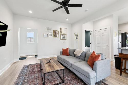 Baton Rouge Apartamento | StayAE Downtown - One Bedroom, 2nd Floor