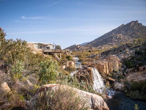 Op-die-Berg Casa | Stayatdestraadt Red Fin Cottage