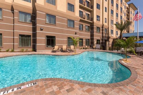 Florida Central Atlantic Coast Hotel | Staybridge Suites Orlando at SeaWorld by IHG - Free Breakfast & Shuttle to SeaWorld Parks