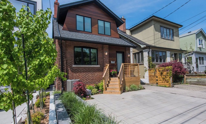 Birch Cliff Casa | Steps from the Beach - 3 Bedroom Home with Garage and Yard