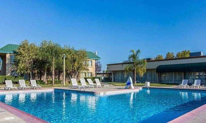 Stockton Hotel | Stockton Inn