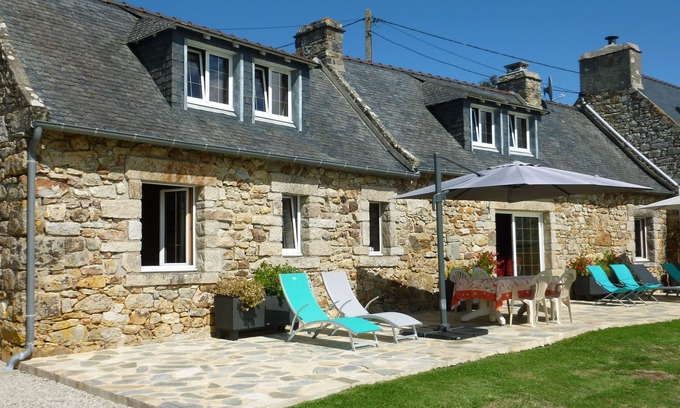 Camaret-sur-Mer Casa | Casa de piedra con vistas al mar en parcela de 3000m2