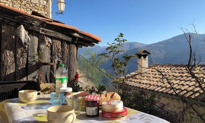 Bairols Casa | Stone tower in the heart of the village in the Mercantour Park, 45 minutes from Nice