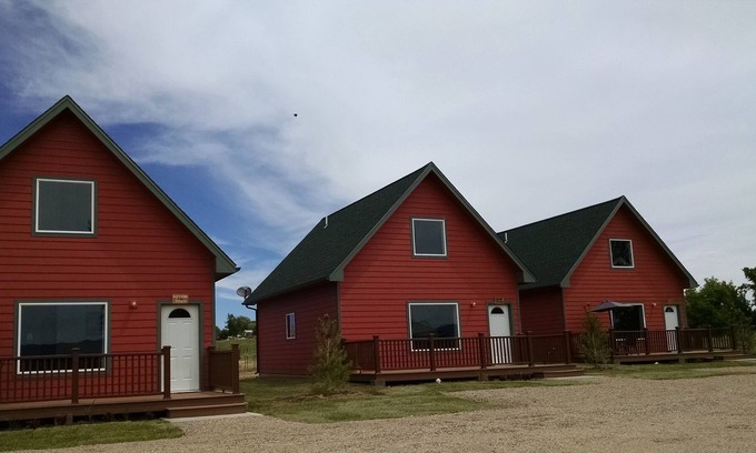 Cortez Casa | Stone Turtle Lodges tiene 3 lujosas cabañas individuales a 3 millas al norte de Cortez.