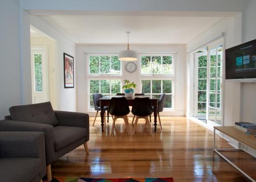 North Hobart Casa | Strahan House