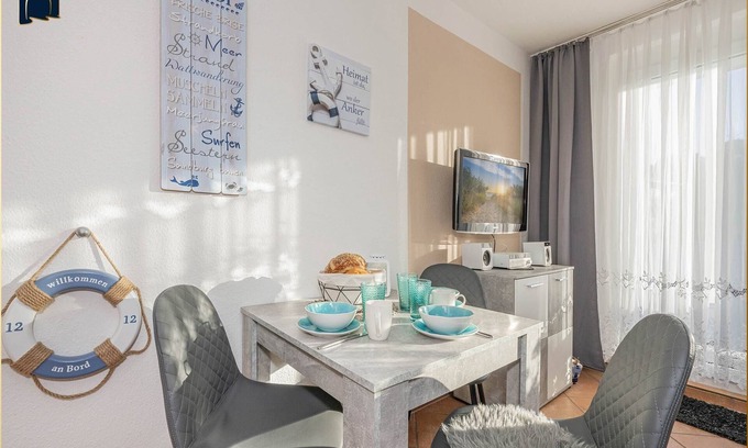 Zempin Apartamento | Strandnahes Ferienapartment im Bernsteinbad Zempin, mit Wlan,stellplatz und Balk