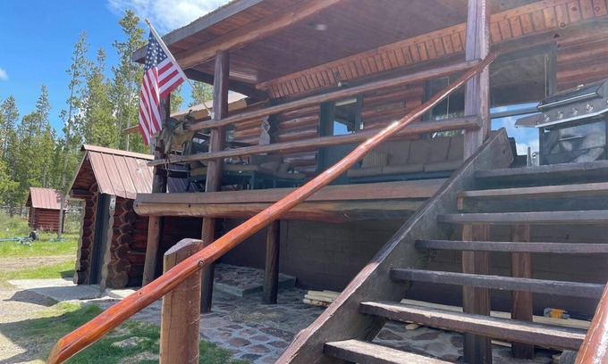 Dubois Cabina | Stratton Ranch Wyoming
