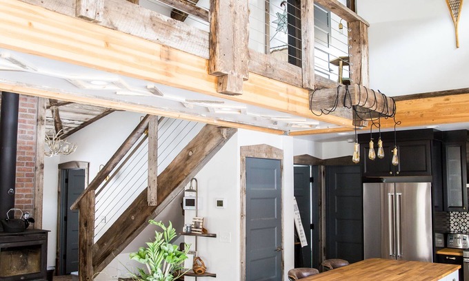 Fruitland Cabina | El respaldo de la cabina de Strawberry Pinnicals al río ubicado en 14 acres