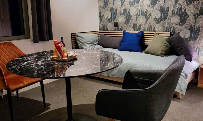 Boussu Apartamento | Estudio-Baño privado-De Lujo-Vista a la Calle-1