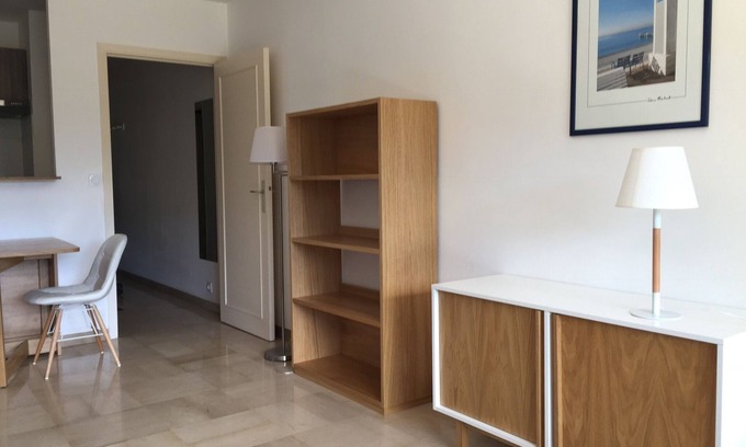 Saint Philippe Apartamento | Estudio de 30 m2 con bonita vista al mar cerca del paseo de los ingleses.