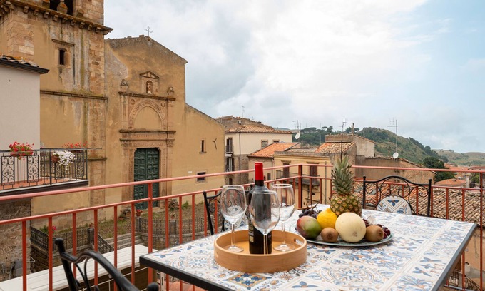 Mistretta Apartamento | "Estudio 5" con Vista al Mar y Terraza Privada